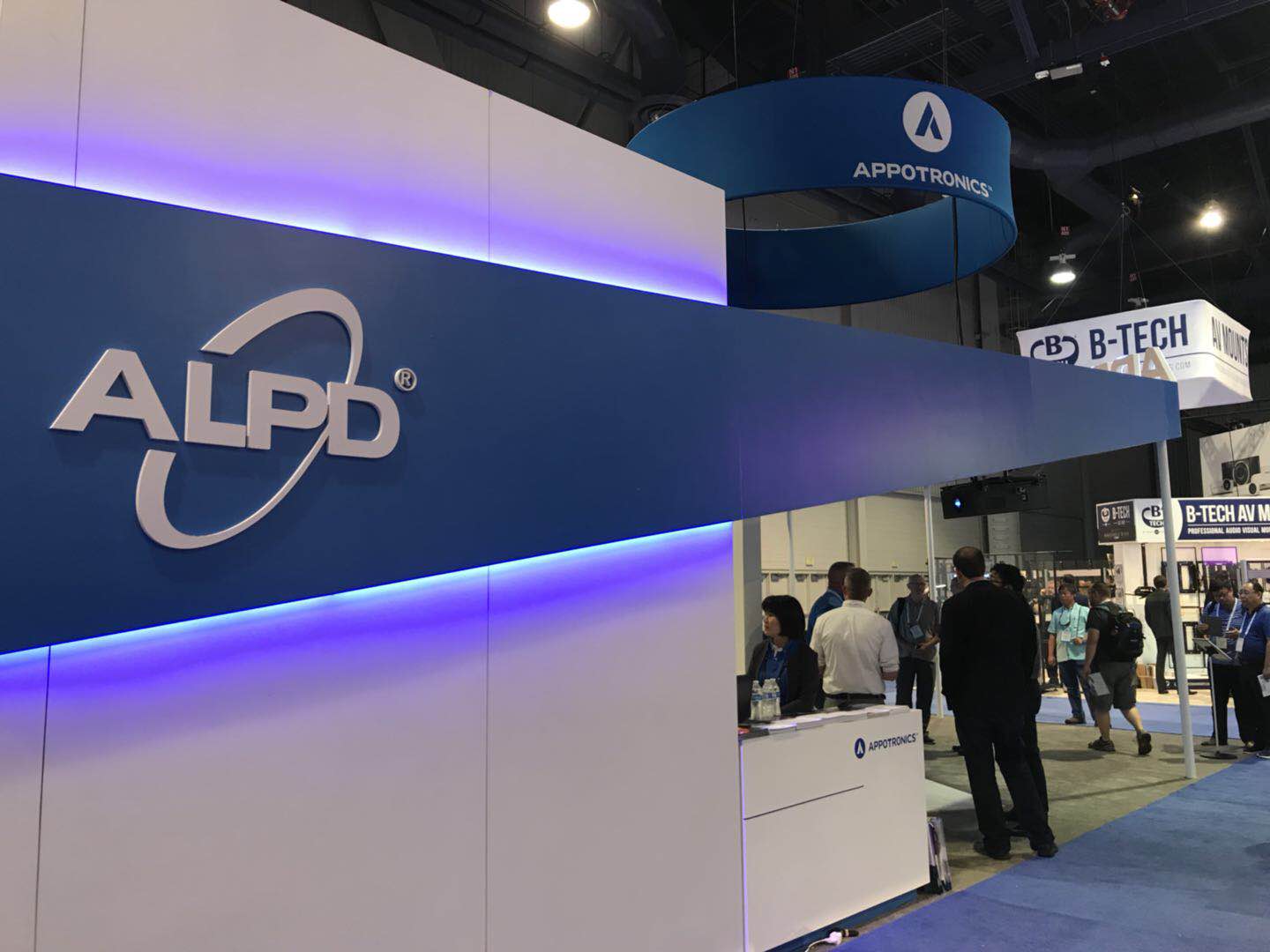 麻d国产传媒大象